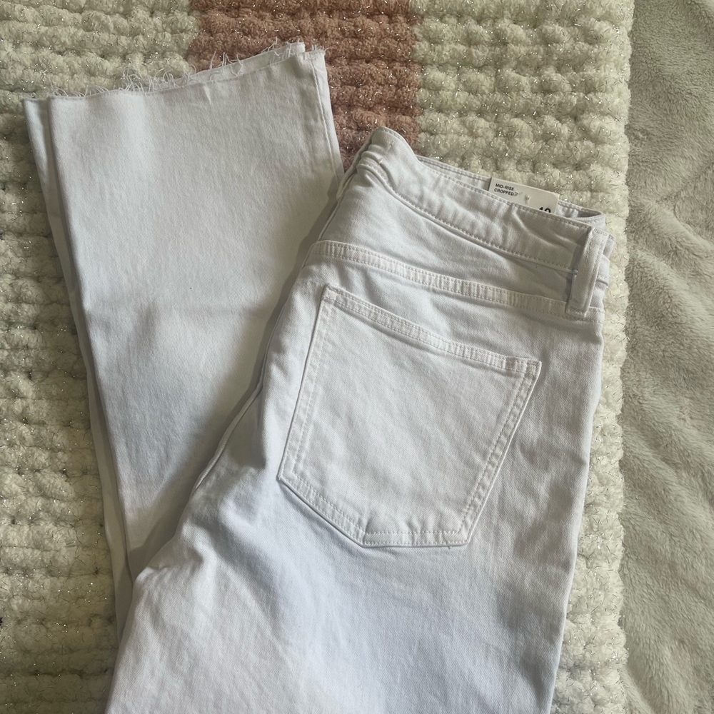 ZARA mid-rise cropped raw hem white jeans Size 40 (8)